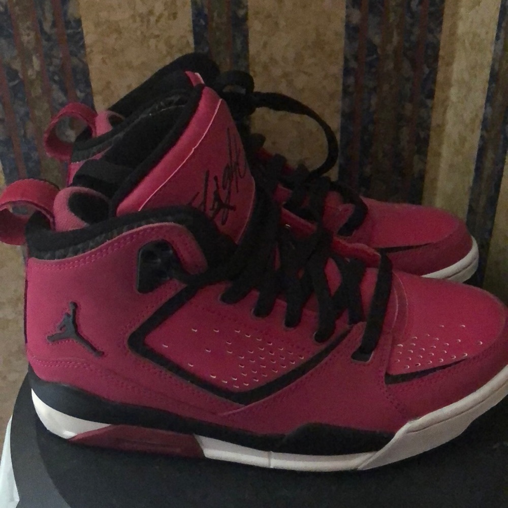 Jordan Flight size 4y
